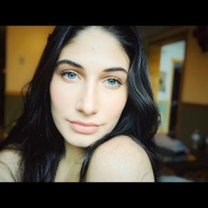 Meet your Posher, Sidney